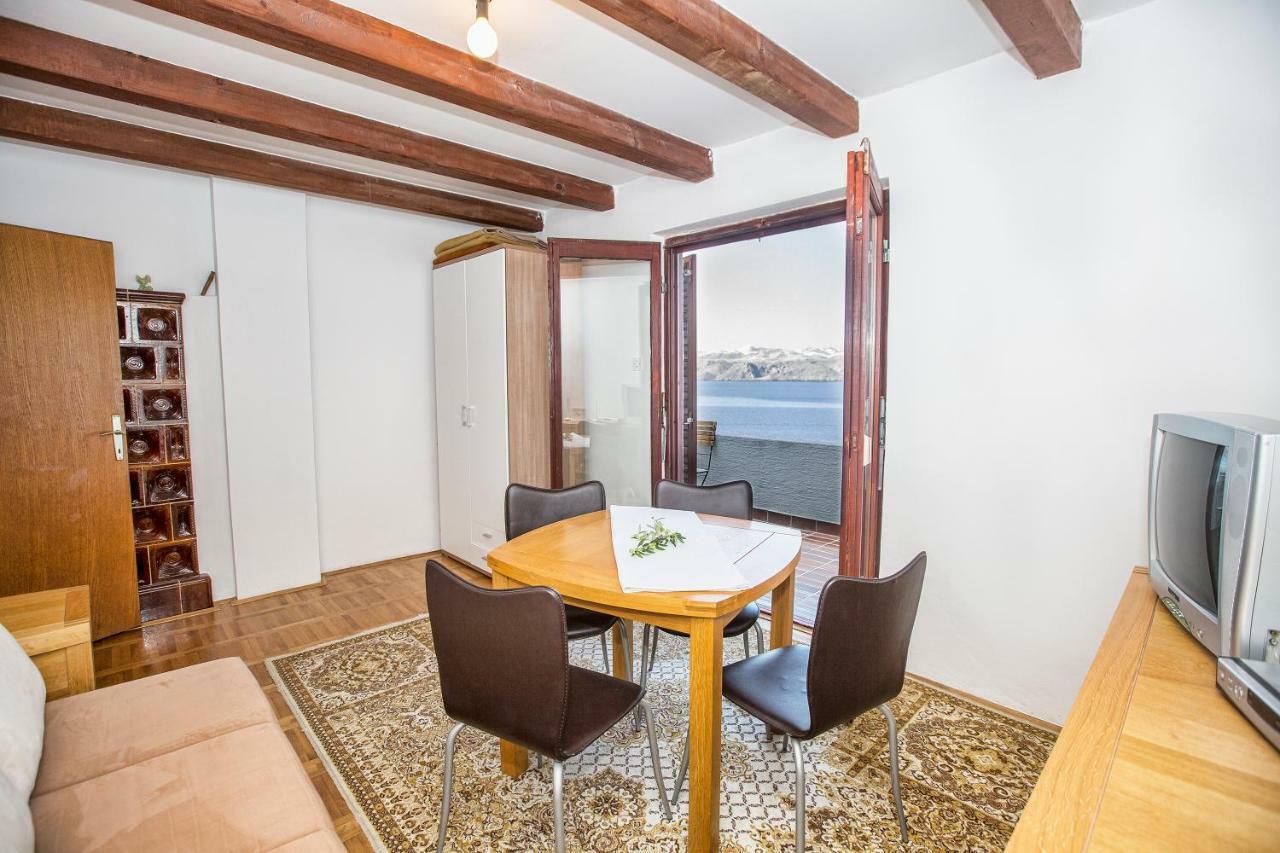 Penthouse Karlobag Apartamento Exterior foto