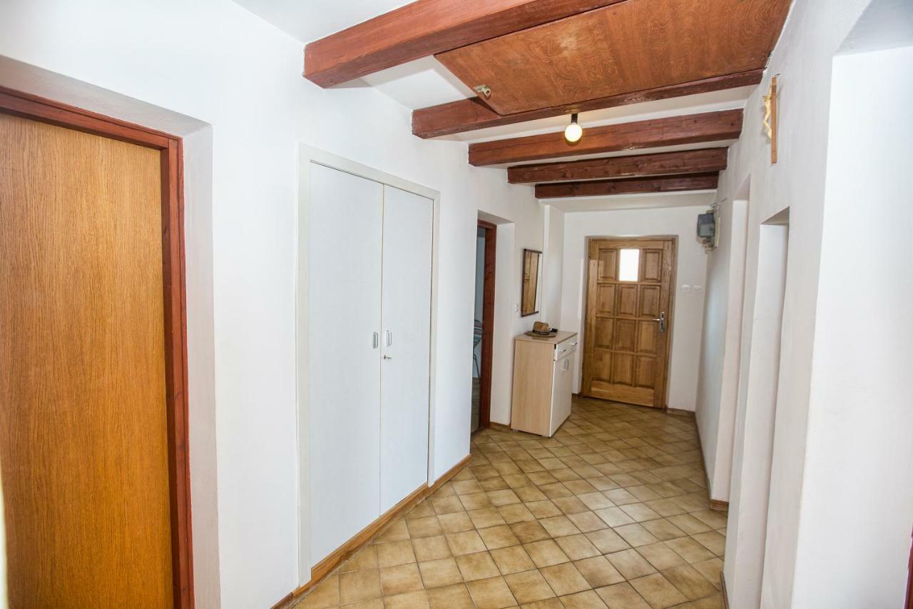 Penthouse Karlobag Apartamento Exterior foto